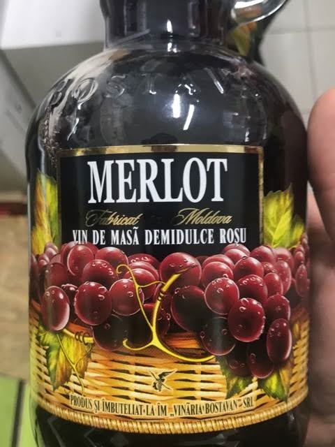 MERLOT RED SEMISWEET BOSTAVAN 100L